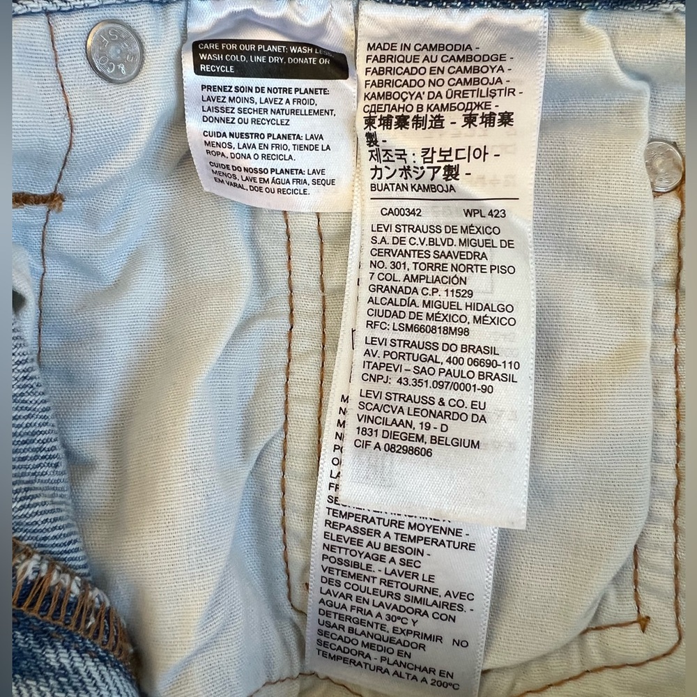 Levi's Women's 501 Original Shorts - 29 - Picture 6 of 8